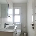 Kalidonia , Spacious 2 Bedroom With Office Apartamento Nicósia