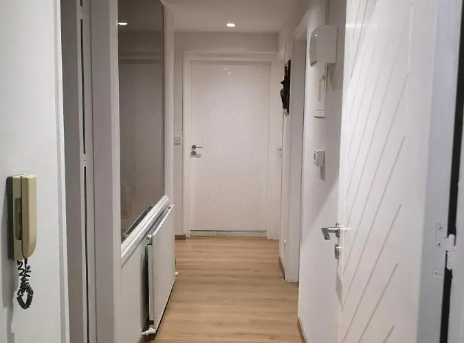 Διαμέρισμα Kalidonia , Spacious 2 Bedroom With Office *