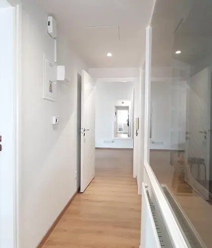 Διαμέρισμα Kalidonia , Spacious 2 Bedroom With Office Λευκωσία