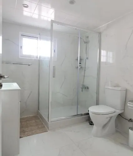 Kalidonia , Spacious 2 Bedroom With Office * Λευκωσία