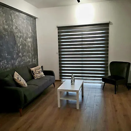 Apartment Kalidonia , Spacious 2 Bedroom With Office *
