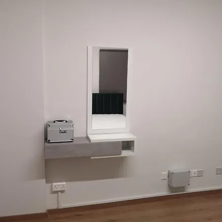 公寓 Kalidonia , Spacious 2 Bedroom With Office 尼科西亚