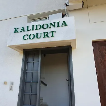 Kalidonia , Spacious 2 Bedroom With Office