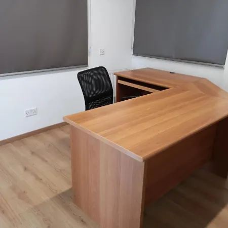 Kalidonia , Spacious 2 Bedroom With Office