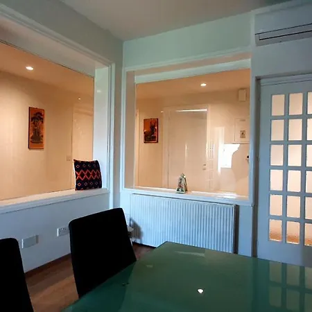 Kalidonia , Spacious 2 Bedroom With Office * Nicosia