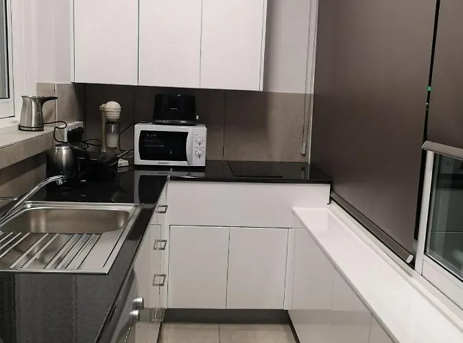 Kalidonia , Spacious 2 Bedroom With Office * Nicosia