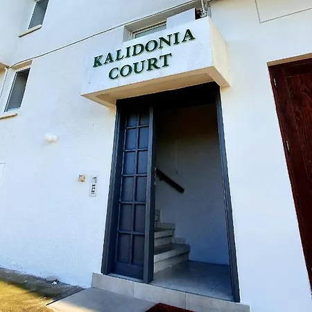 Kalidonia , Spacious 2 Bedroom With Office Apartament *
